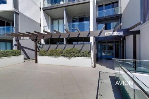 Marina View Apartment On The Maribyrnong River, Melbourne Kültér fotó